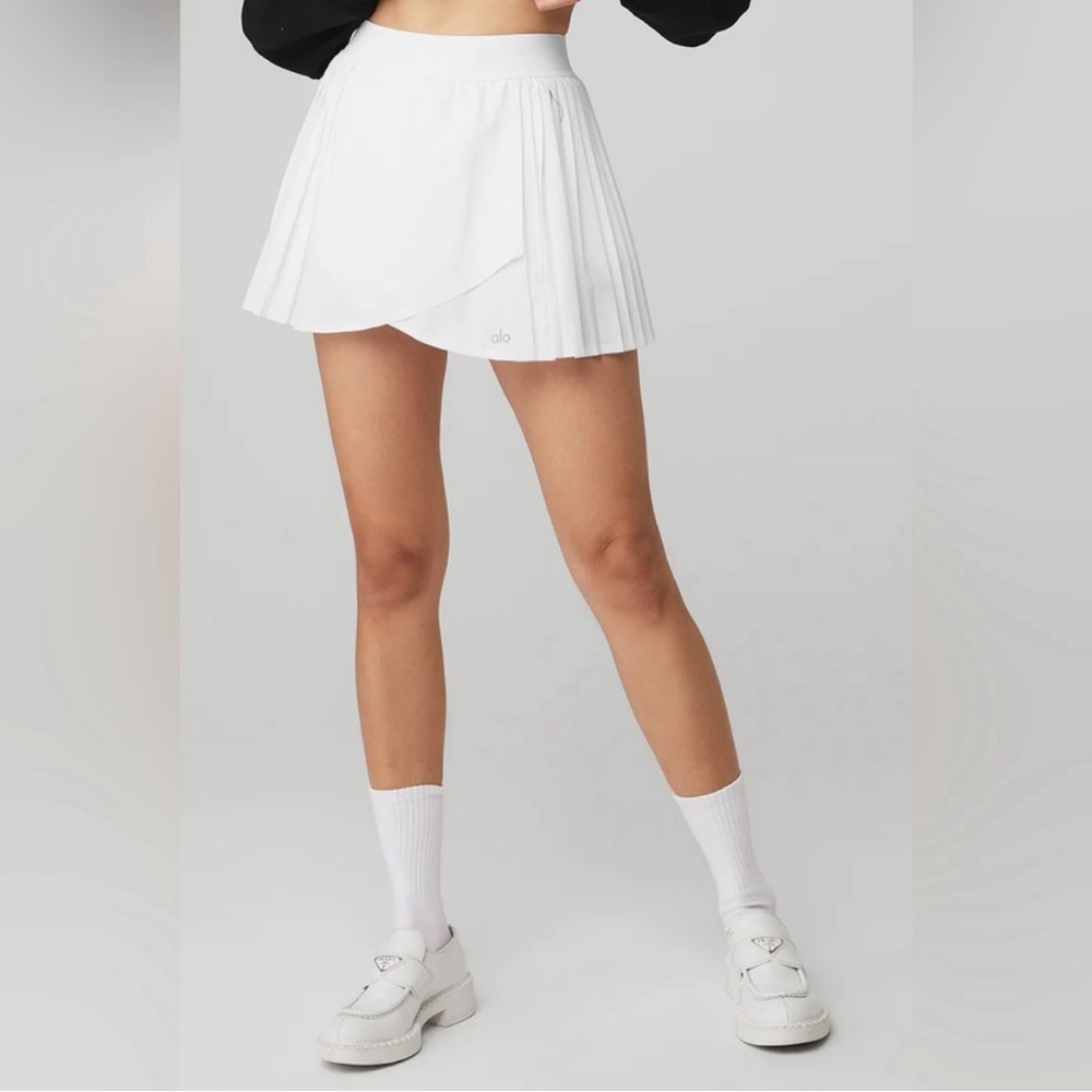 ALO Yoga White Ace Tennis Skirt